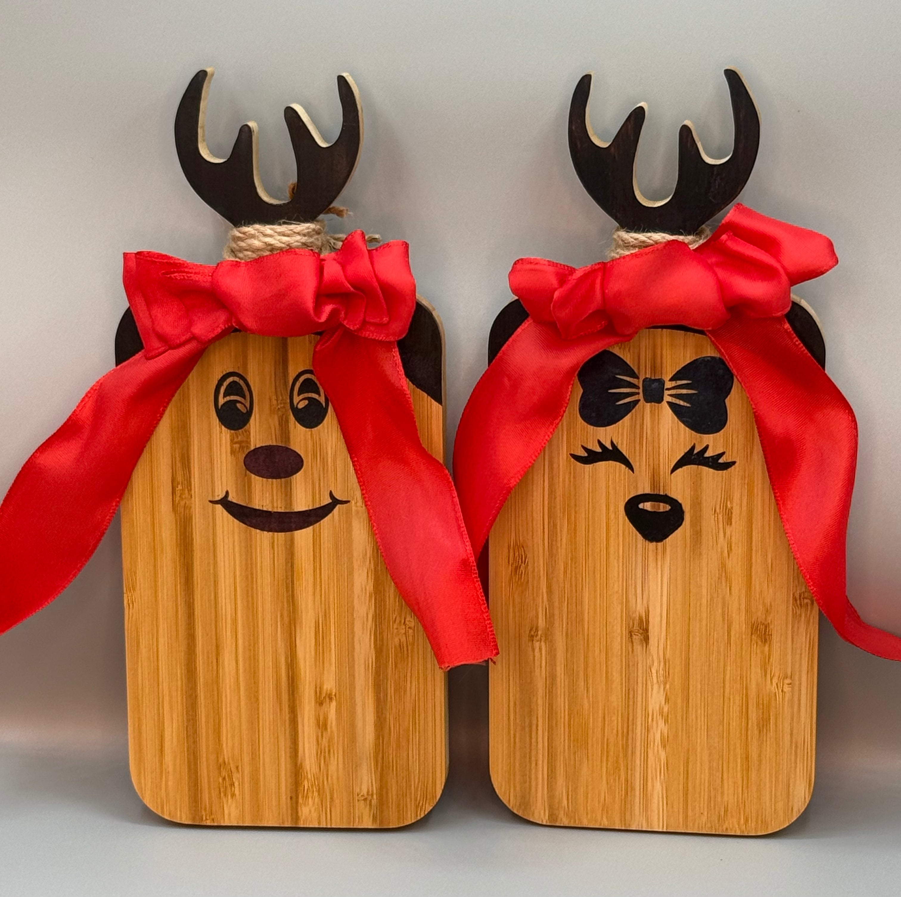 Wood Cutting/Charcuterie Boards-Custom Designing Available