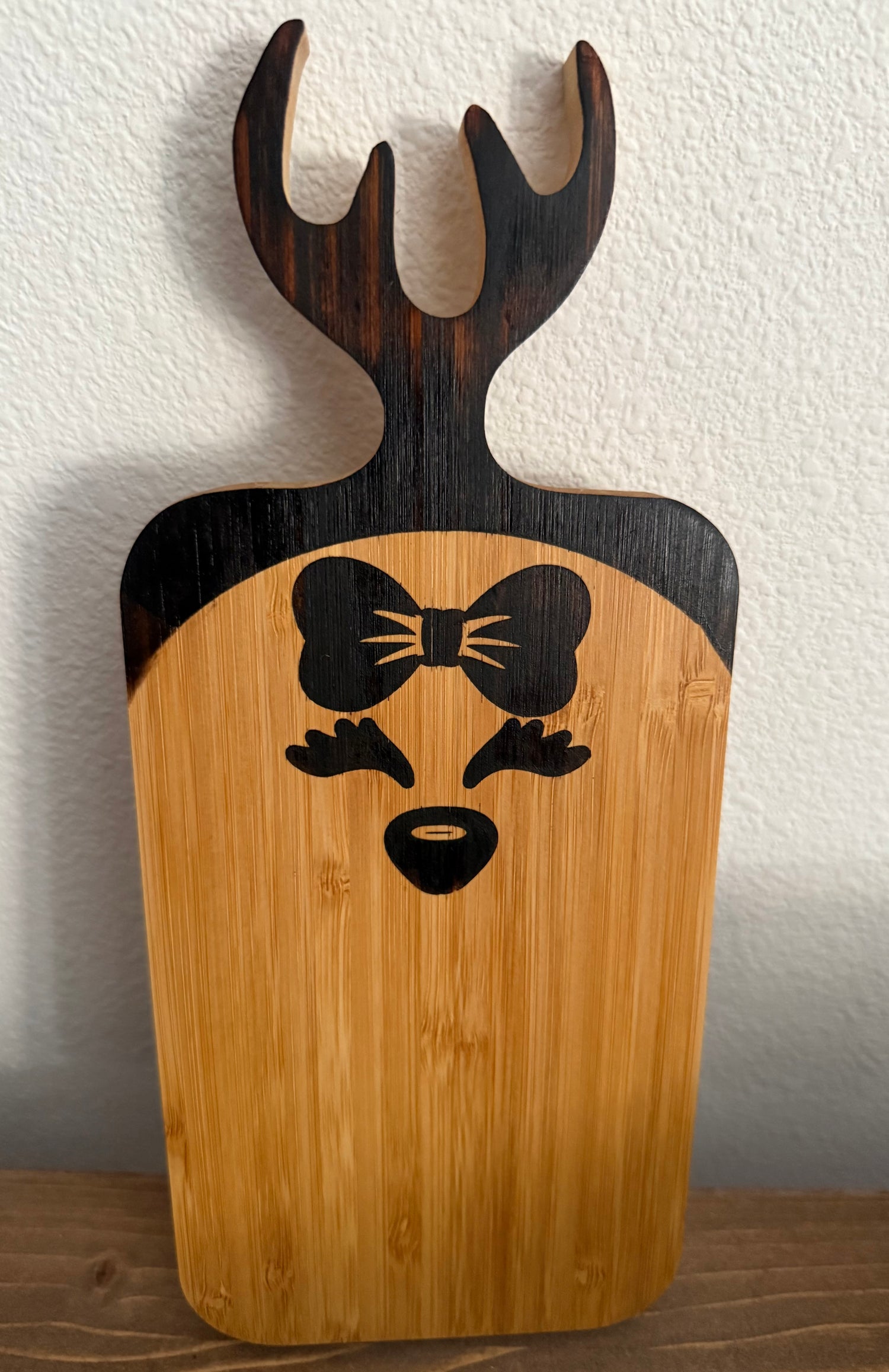 Wood Cutting/Charcuterie Boards-Custom Designing Available